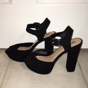 Mossimo Black suede heels.